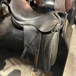 Jorge Canaves Vienna II Dressage Saddle