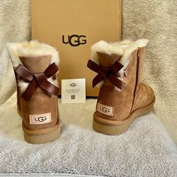 New UGG  Mini Bailey Bow II Women's Boots Shoes Chestnut Size 7
