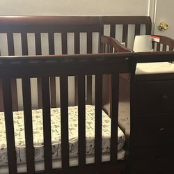 Baby crib And Matress