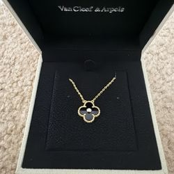 Vancleef Onyx Gold Vintage Alhambra Necklace