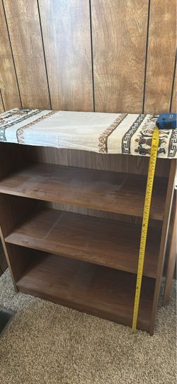 Three layer bookshelf, 3 feet tall