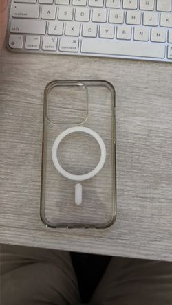 iPhone 14 Pro case