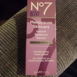 No 7 Menopause Skincare Instant Radiance Serum 