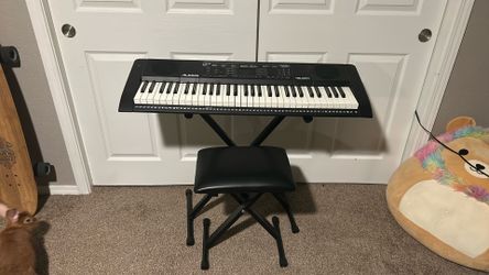 Piano keyboard
