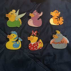 Ducks Of Disney Pins