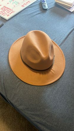 Ladies Tan Hat