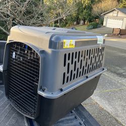 Large Medium Dog Kennel Crate Carrier Airline Approved like New 36” L by 24” W by 27” H