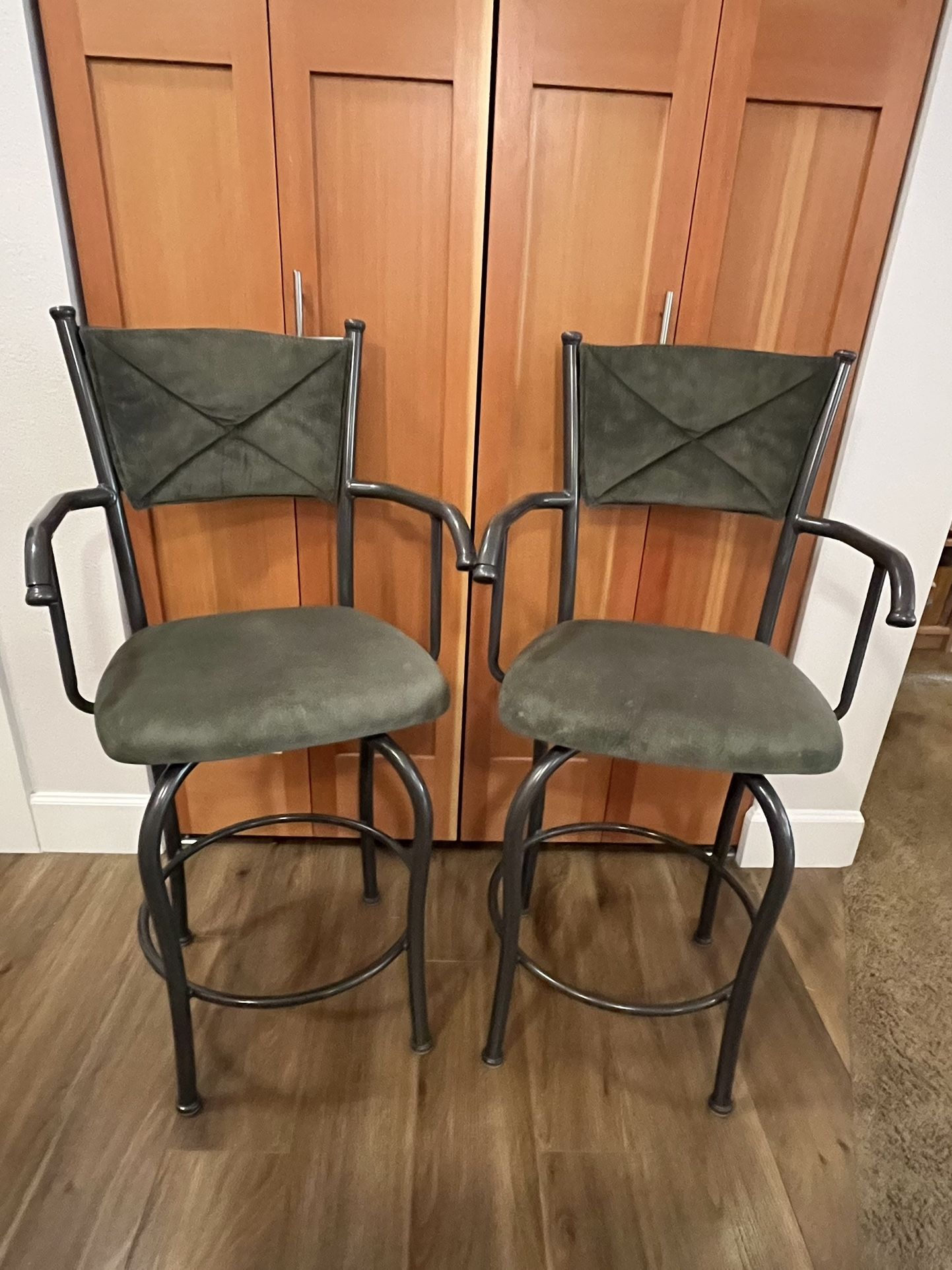 Counter height, swivel chairs