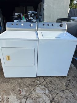 Washer and dryer good condition everything works fine