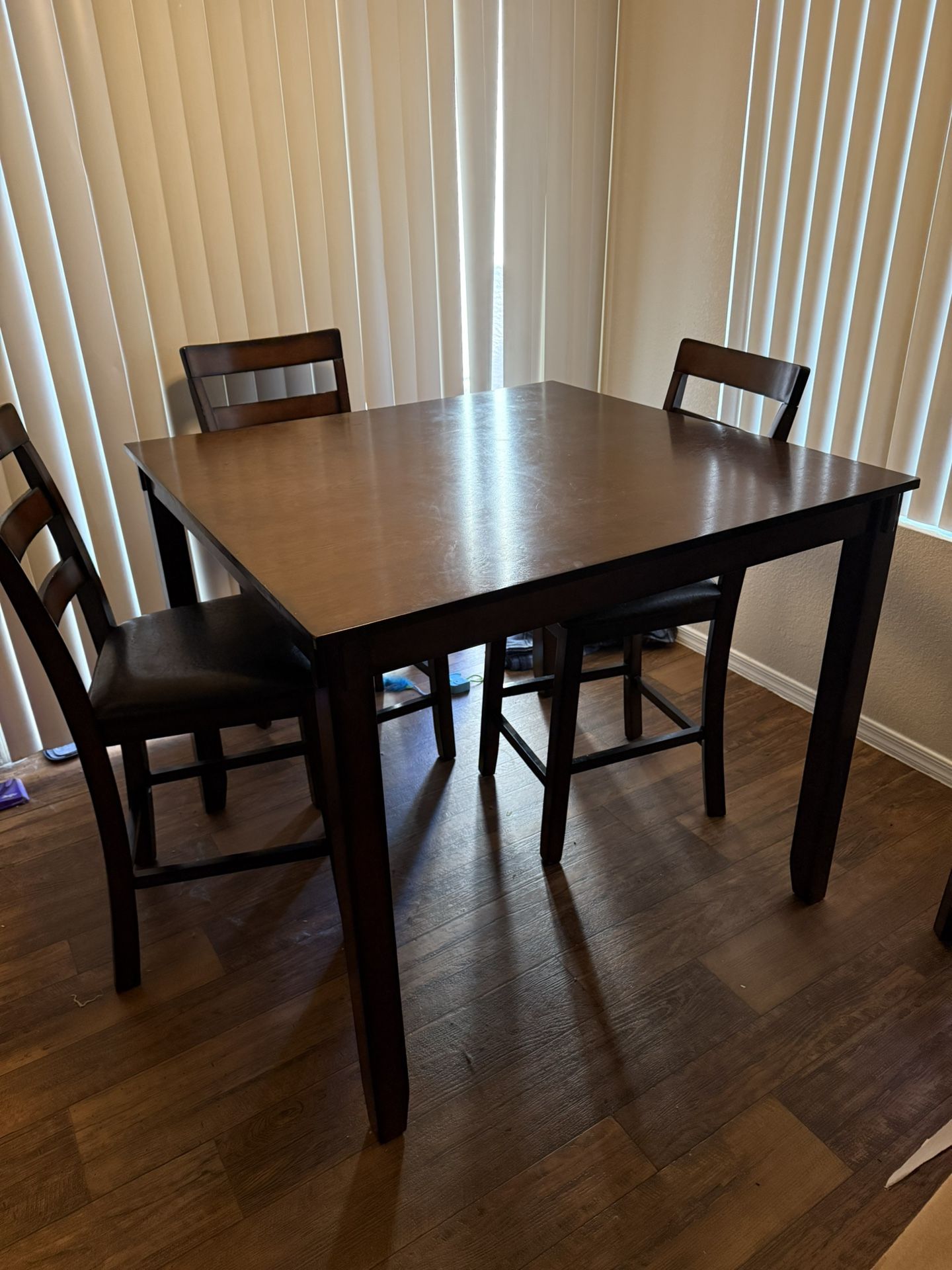 Dining Table Set