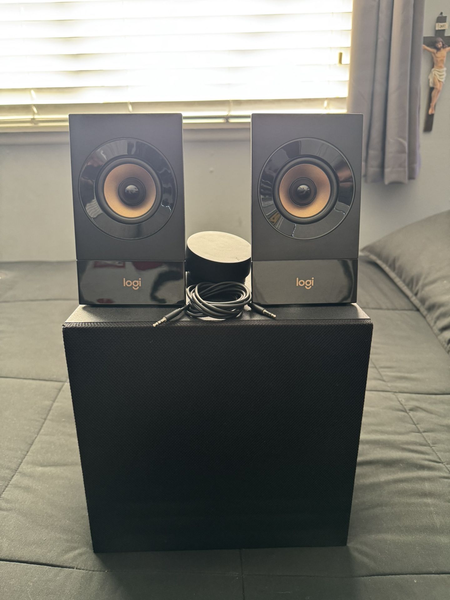 Logitech Z533