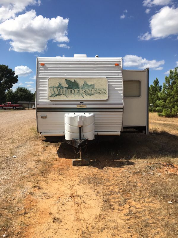 2000 wilderness for Sale in Bastrop, TX OfferUp