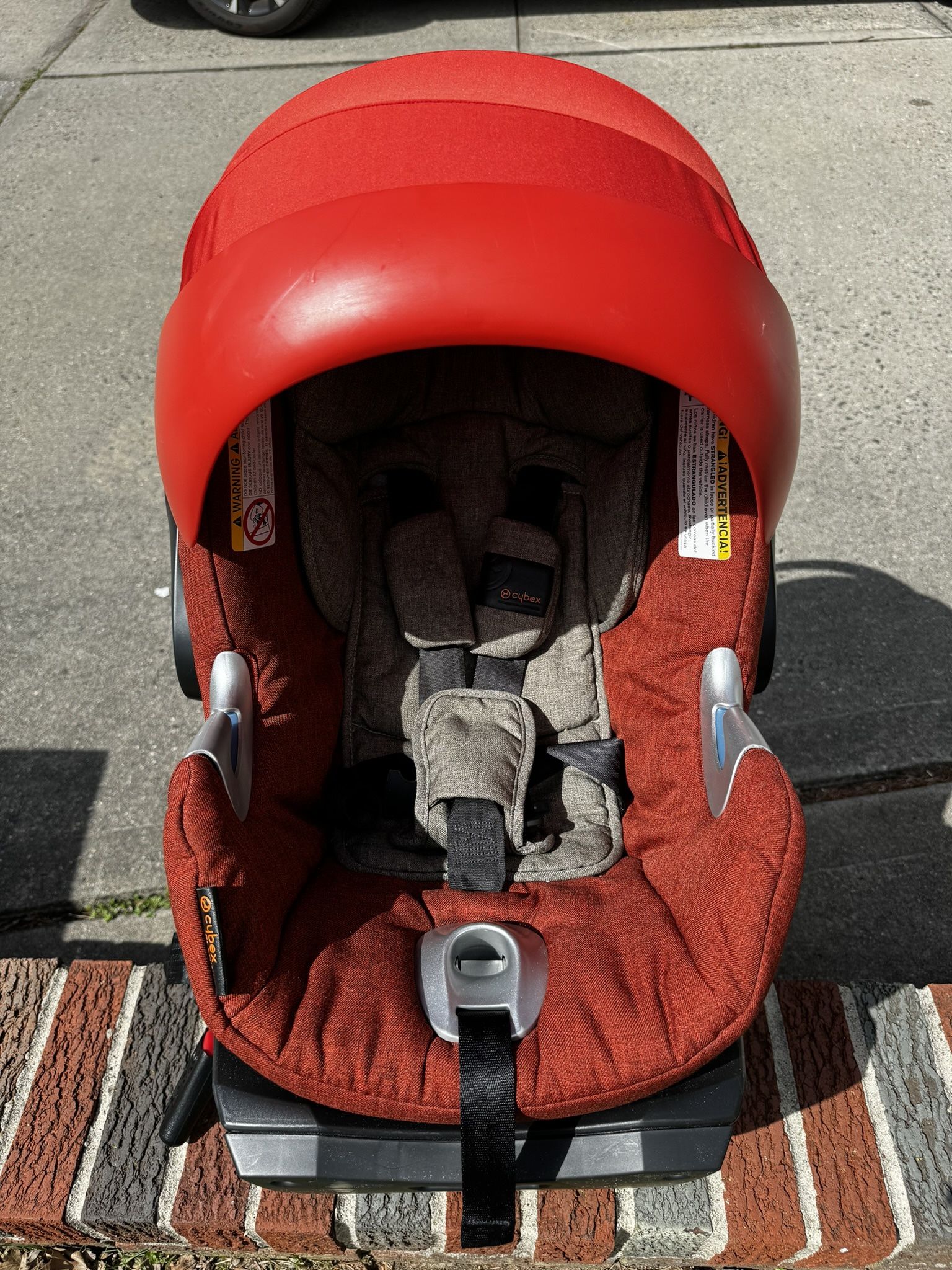 Cybex Aton Q Plus Infant car seat