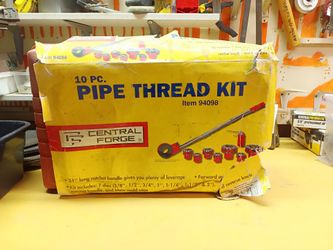 NEW 10pc pipe thread kit