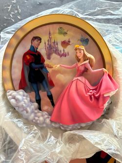 New DISNEY The Enchanted Princess Collection “Dancing In The Clouds” Collector 3D Plate