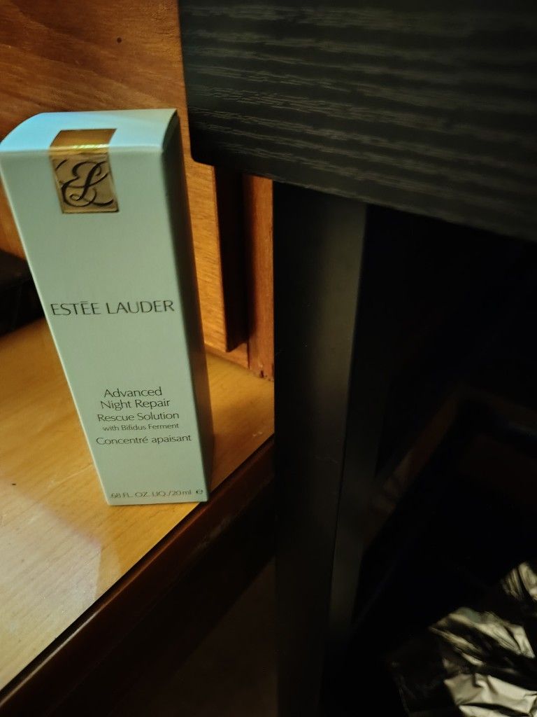 Estee Lauder Night Repair Rescue Solution .68fl Oz
