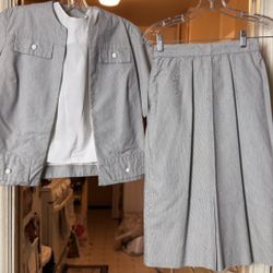 Gray Women's Jacket and Skirt Set with White Top 1950 S/M Size
