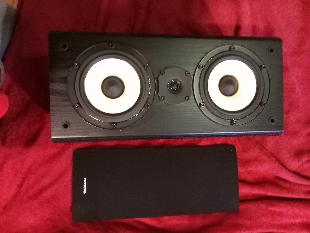 Pair Of Onkyo High Performance Stereo Speakers