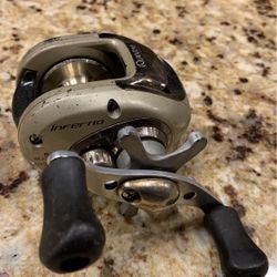 Quantum Inferno IN500CX 5 Bearings Fishing Reel