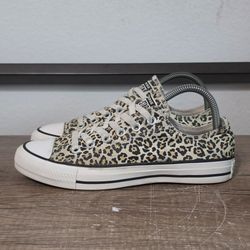 Converse Chuck Taylor All-Star Low Top Women's Shoes Size 7.5