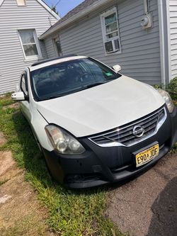 2010 Nissan Altima Coupe