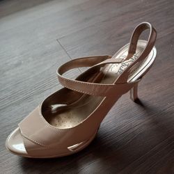 2 " Beige Heels : Size 8M