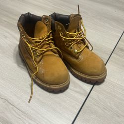 Kid Shoes 