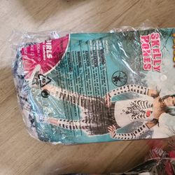 Lots Of Halloween Costumes $5 And Up