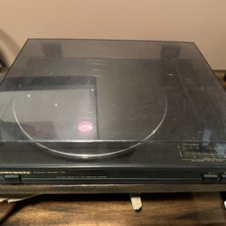 Marantz Turntable