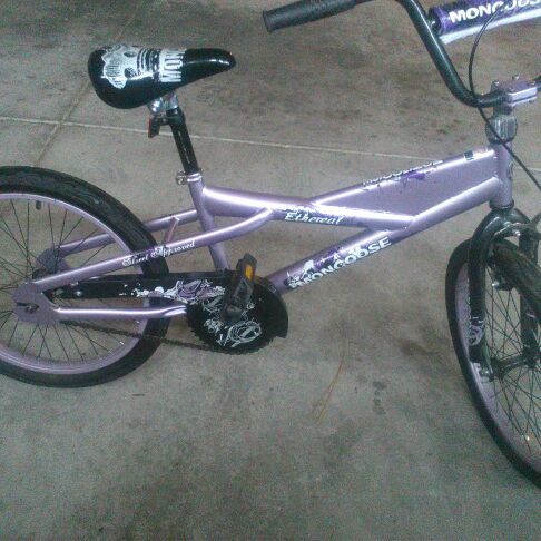 Girls 20" Mongoose Ethereal BNzx CA