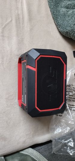 Skil 12v Wireless Bluetooth Speaker