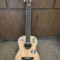 Baritone Ukulele 