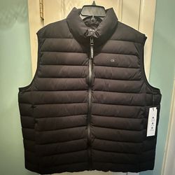 Calvin Klein - XXL Men’s Warm Winter Vest.
