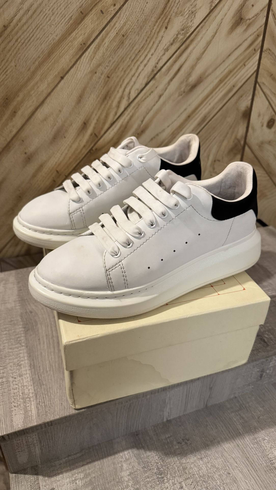 Alexander McQueen Oversized Sneaker