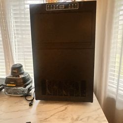 Prosumer Ice Machine