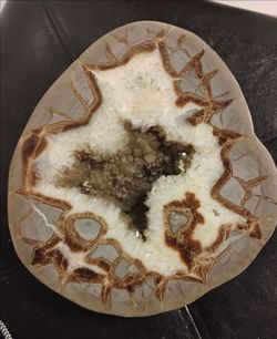 SEPTARIAN GEODE CRYSTAL CENTER 7+ lbs