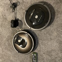 iRobot Roomba - 4 Different Units 