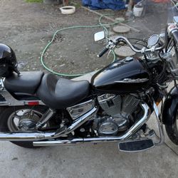 2004 Honda Shadow spirit