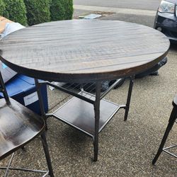 **Free Bar Height Table,4 Stools