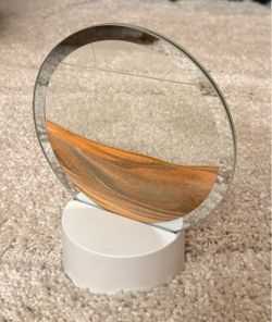 Falling sand art decor