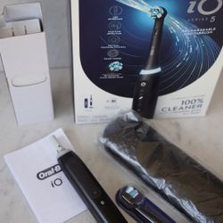 Oral-B iO Series 5 Electric Toothbrush – Open Box, Never Used