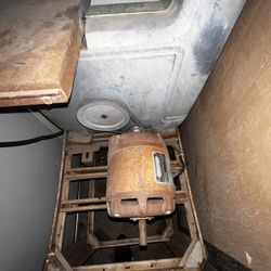 Metal Or Wood Cutting Saw 