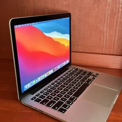 Apple MacBook Pro 13” Retina I5/8GB/256GB SSD $220