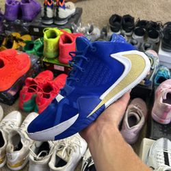 Freak 1 “Greece” size 11.5