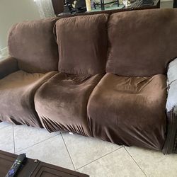 free sofa set 