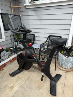 Peloton with extra seat OBO