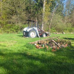WANTED: Antique tractor mechanic
