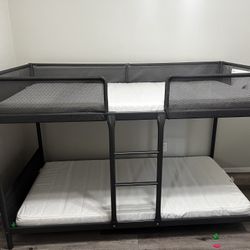 Twin Size Bunk bed