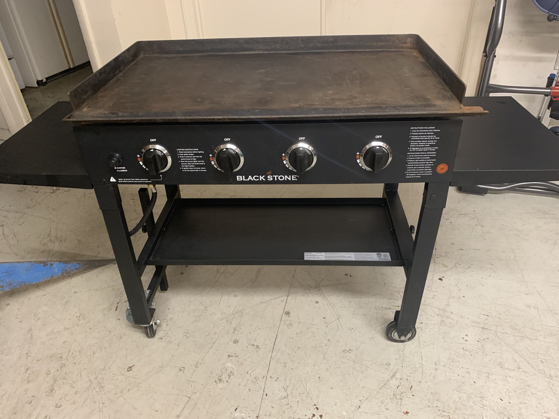Blackstone 36 in propane Gas Griddle cooking station