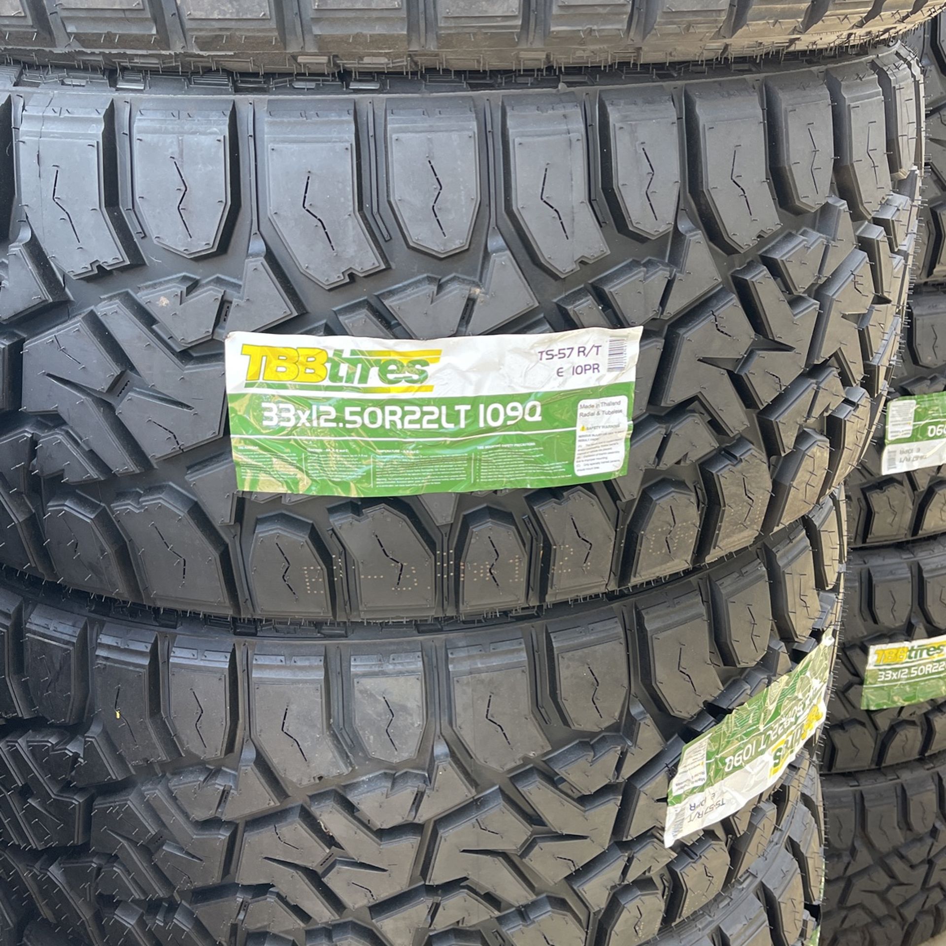 33x12.50R22  TBB TIRES RT 